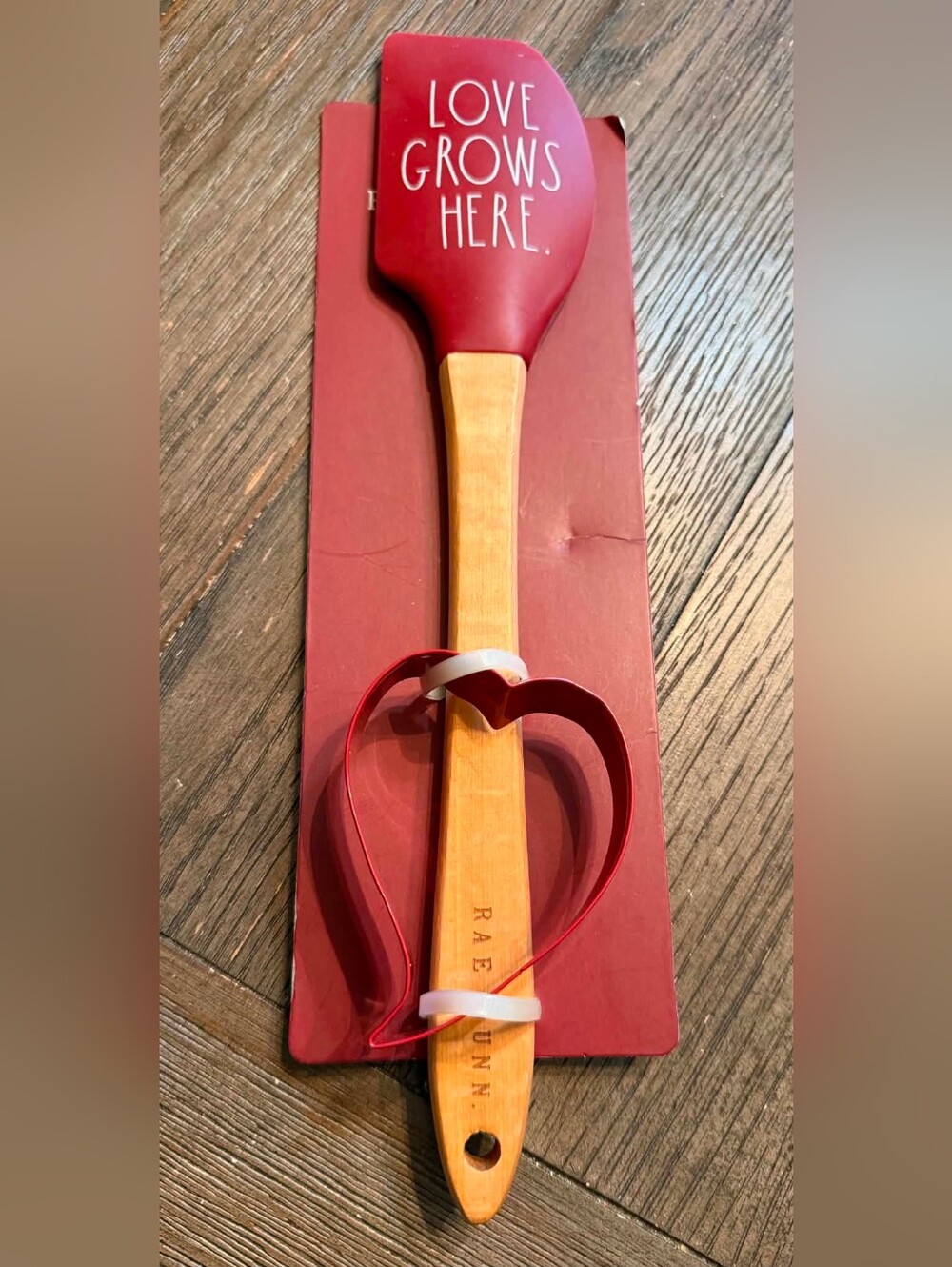 NWT Rae Dunn "With Love" Spatula and Cookie Cutter Set